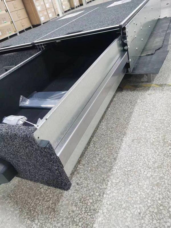 機械設(shè)備用不銹鋼管之不銹鋼滑軌